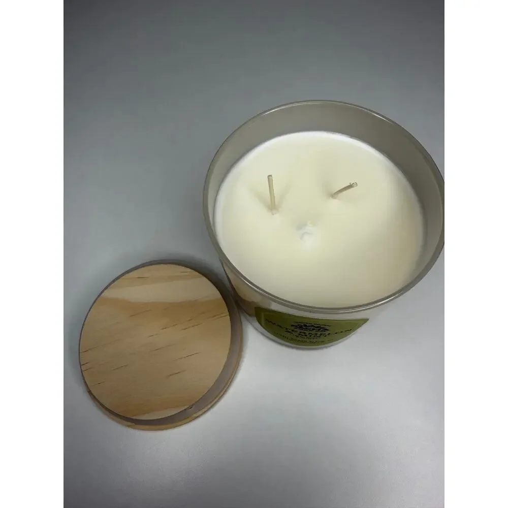 Trader Joe’s Beach Day Scented Candle — Soy Wax, 20 Hours, Limited Edition 5.7oz
